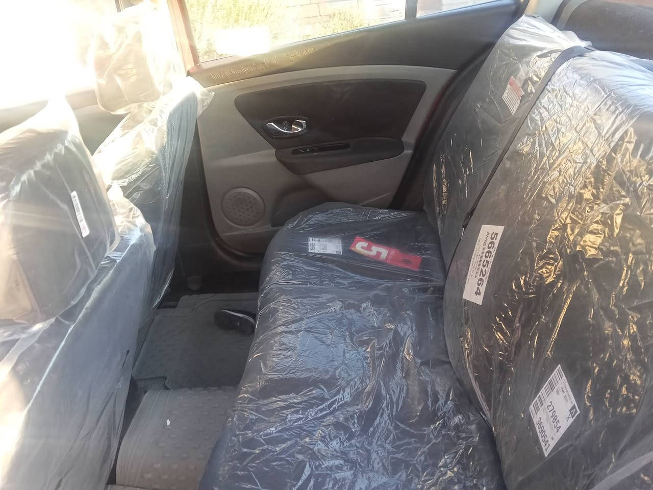 للبيع رينو فلونس موديل 12مكفوله من الكلبه الكص  مصبوغه عام نقصه فقط تبريد معروضه ب50مكانه ديالى بلدروز ***********
