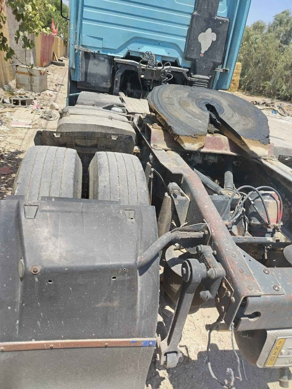 لسلام عليكم للبيع موديل 93 وحرك 38 مجفت جديد مكان السياره ابو غريب*********** 
***********
