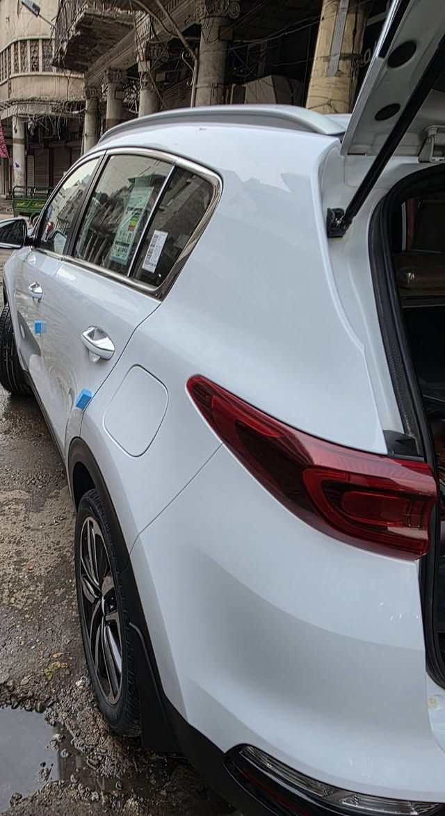 تحياتي للجميع 
سبورتج (٢٠١٩)الدولية عداد ٤٢٠٠٠كم بدون حادث،تكحيل الباب الخلفي الأيسر + طلقة بزاويةالبنيد ، وكما موضح بالصور، السعر  (٢٠٥$)
للتواصل *********** واتساب 
بغداد. شارع فلسطين
