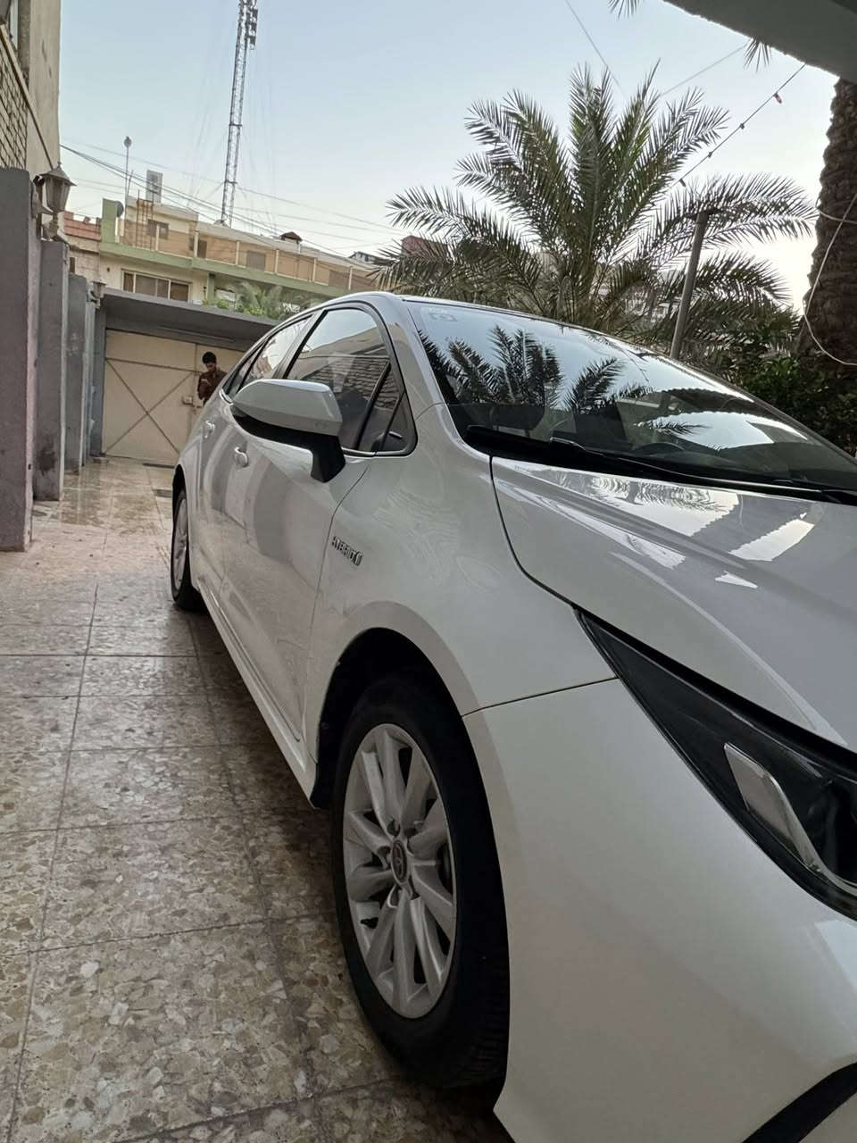 سلام عليكم للبيع كولا موديل ٢٤ ماشيه
٢٣ الف بدون صبغ فقط تحكيلات بل دعاميه مكان قليل 
سياره بيه رصعات بلقماره 
سياره فول 
سعر ١٤٣ 
مكاني بغداد 
***********
