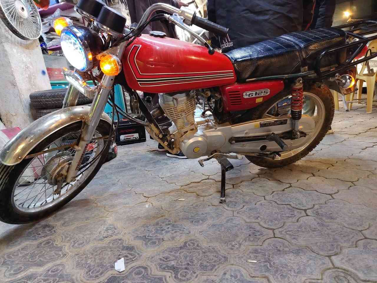 أربعة كير 
مديل 21
رقم وسنويه***********
