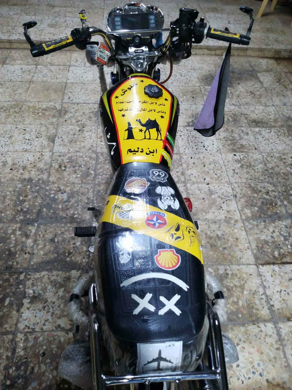 السلام عليكم اخوان تايكر 4كير موديل 2024 الدراجه جديده بمعنه الكلمه مثل ماموضح بل صوره نظيفه ماناقصها برغي ومجنيزه اوراق الدراجه بيها 3ورقات متعوب عليها الدراجه كلش سعرها 850  مكاني رمادي مجمع الهندسي ٦كيلو رقمي *********** وتحياتي للجميع
