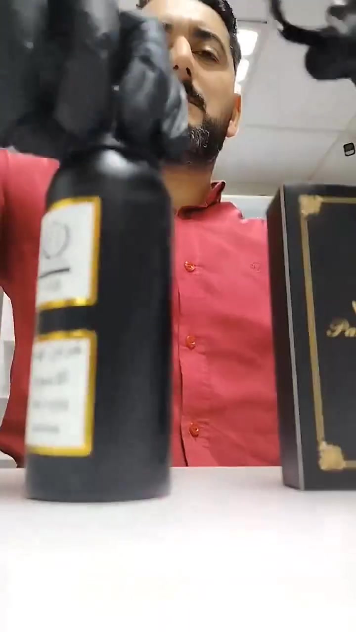 العطر الاكثر طلبا في العيد 
التفاصيل في التعليق
#هيرش_لهب_الاسود


**إذا كنت صاحب هذا الإعلان وتريد حذفه لأي سبب، رجاءا أرسل رسالة إلى الدعم الفني**