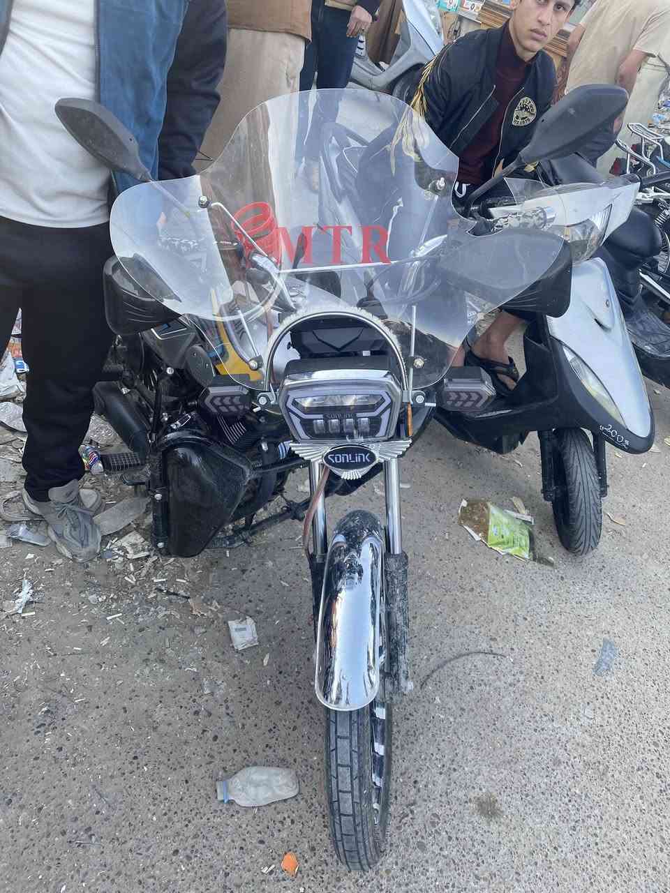 السلام عليكم ايراني موديل2025للبيع مكينه سوده دراجه خير من الله بعدهي زيرو دراجه بيه درع وجامه ومصدات سعر ٩٠٠مكان بغداد الحسينيه مال راشديه رقم ***********
