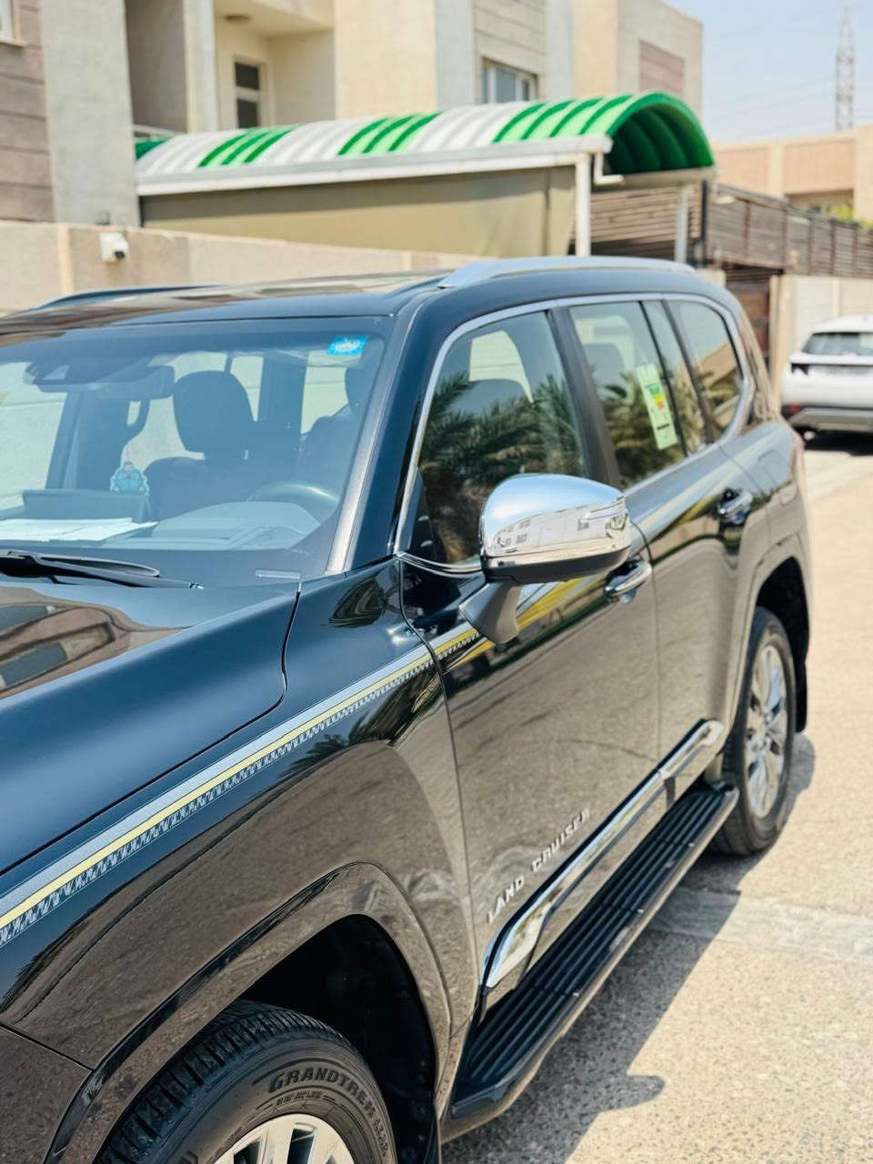 لاندكروز 2024 VXR اعلى فئه
توين تيربو
ماشيه 40 الف وقابل للزياده 
مغلفه PPF ضمان عشر سنوات
بريم اصل
مكفوله كفاله عامه 
رقم بغداد مميز
مسجله بشركه SAS
للأستفسار : ***********

