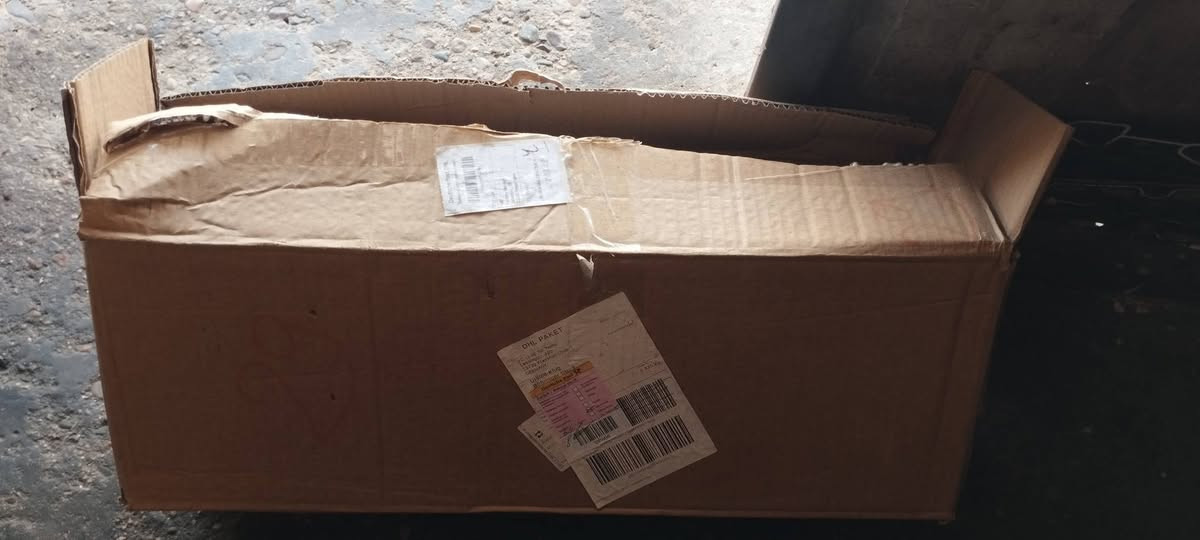 رمبات بلاستك مضغوط حجم وسط يتحمل وزن 2335كيلو غرام 
بضاعة امزون جديد غير مستخدم 
سعر 25 
عنوان بغداد البياع حي الشرطة الرابعة 
*********** بغداد, العراق
