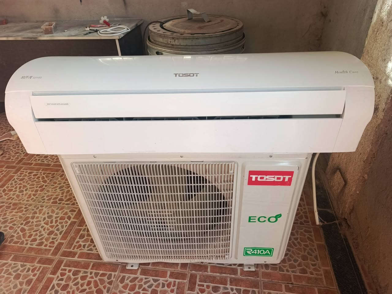 سبلت توست طنين غاز 410 الحديث شرط وظع شركه غاز مقفول شركه وشرط عل تشغيل تبريد ثلج كامل مع جميع ملحقاته  السعر 600للتواصل عل خاص او الاتصال ***********
