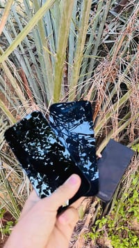 شاشة ايفون 13 برو ماكس العدد 2 وحدة عادية وثانية متوسطة  وعندك بطارية ...