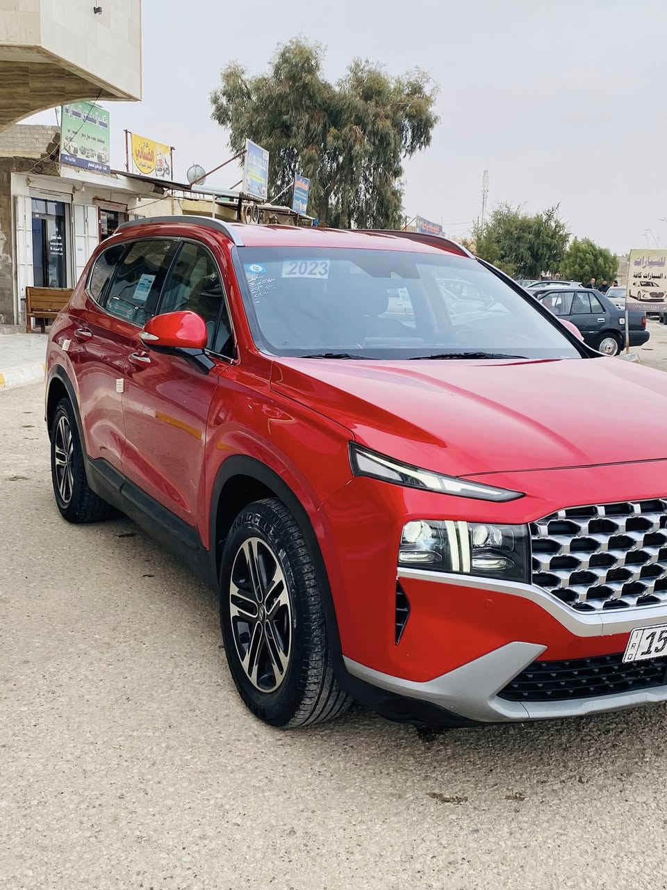 سنتافي 2023 رقم انبار دولي هزه وسنويه  وأرقام جديده ضرره بنيد  وجاملغ. والباب هلال جاملغ  خلفي بس صبغ ضربه سطحيه شخوط
ماشية : 44 ميل 
مواصفات السيارة : فول الفول عدا الفتحه
بصمة
جنطة كهرباء 
تشغيل عن بعد 
كشنات كهرباء عدد ٢
رادارات  و حساسات امامي خلفي
تحديد مسار وسياقه ذاتيه
ثلاث انظمه للقياده
قطعتين تبريد 
كشنات مخمل
كير بيانو 
اوتو هولد
مانع انزلاق
هيتر مراية 
حساس ضباب
شاشه  جبيره كار بلس وكاميرا
تحكمات ستيرن
وبقية المواصفات المعروفة
السيارة جديدة جدًا وما بيها نقص 
السعر  169 كلش مناسب جوه السوك تجي تشوف بعينك وتدلل 

***********
