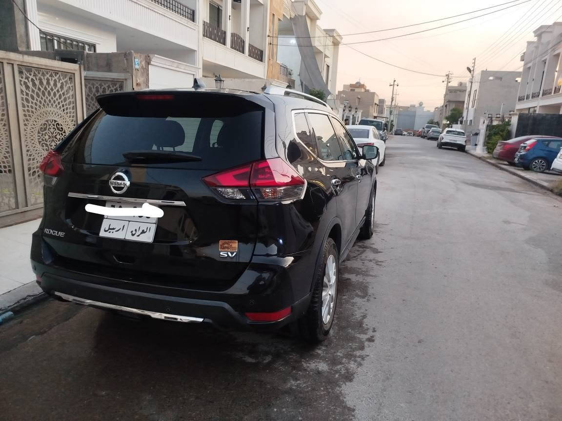 نیشان رۆگ/ ٢٠٢٠/ مەکینە (٢.٥) مواسەفات (sv) 
پشت و پێش کەپس، چەملغی لای سایەی گۆڕایە بێ داخیلی، دوو بست چامالغی پشت سایەق سبوغە لەگەڵ شانی لای سایەیق ئێڕباگ تەنیا شانی تەقیوە، نرخی (١٥٠$) مامەڵە.
 لۆ زانیاری زیاتر تەلەفۆن لۆ ژمارە مۆبایلی (***********) بکە أربيل, العراق
