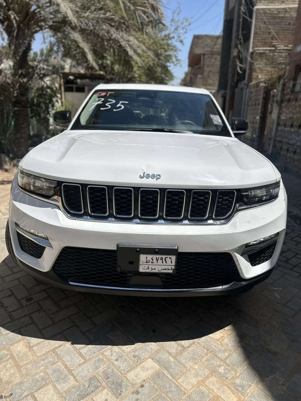 � للبيع Jeep Grand Cherokee 2023 ليمتد (LIMITED)

* 🔹 الموديل: 2023
* 🔹 اللون: أبيض
* 🔹 الحالة: حادث غرق 
* 🔹 التشغيل: شغالة بحالة جديدة
* 🔹 الدفع: 4×4
* 🔹 المحرك: 6 سلندر 3.6 لتر (حوالي 293 حصان)  
* 🔹 قير: أوتوماتيك 8 سرعات  
* 🔹 شاشة + نظام ملاحة + Apple CarPlay
* 🔹 كاميرات + حساسات أمامي وخلفي
* 🔹 فتحة سقف بانوراما
* 🔹 تبريد وتدفئة مقاعد
* 🔹 تحكم سكان + مثبت سرعة
* 🔹 نظام أمان (نقطة عمياء + مسار + تنبيه)  
📍 الموقع: بغداد
للستفسار… ***********
