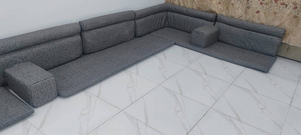 جلسة جديدة اي ضرر مابيها 
 ست قطع القطعة مترين يعني  12 متر 
السعر 375 وبيها مجال


**إذا كنت صاحب هذا الإعلان وتريد حذفه لأي سبب، رجاءا أرسل رسالة إلى الدعم الفني**