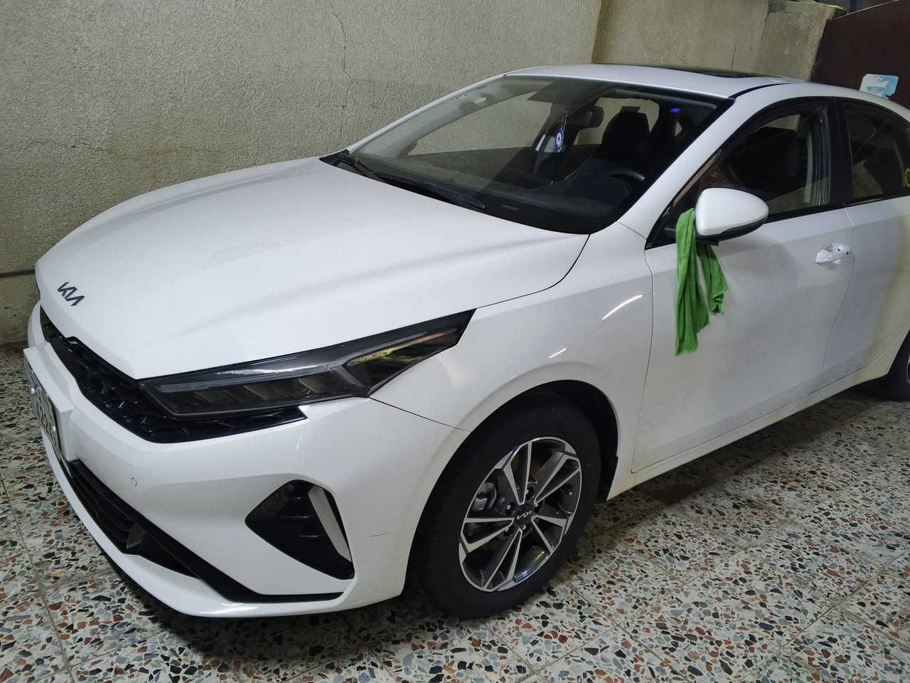 سلام عليكم لبيع k3 مديل 24 رقم سليماني بسمي تحويل وكاله شتحب حاضر هزه ورقم جديد  السياره مكفوله تخم تاير جديد باتري جديد المواصفات معروف سعر139بيه مجال قليل حك الحيه العنوان بغداد الدوره ***********0 ترهم مراوس كيه حمل
