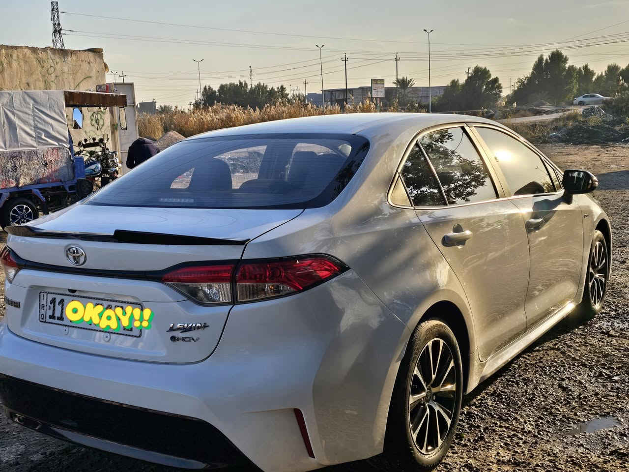 السلام عليكم .... كورلا هايبرد ٢٤ داخل جلد لونين مشمشي واسود السيارة بوضع الشركة ماشيه ٢٢ الف وباقي مواصفات الكورلا المعرفه السعر ١٤٨ وبيها مجال 
***********
