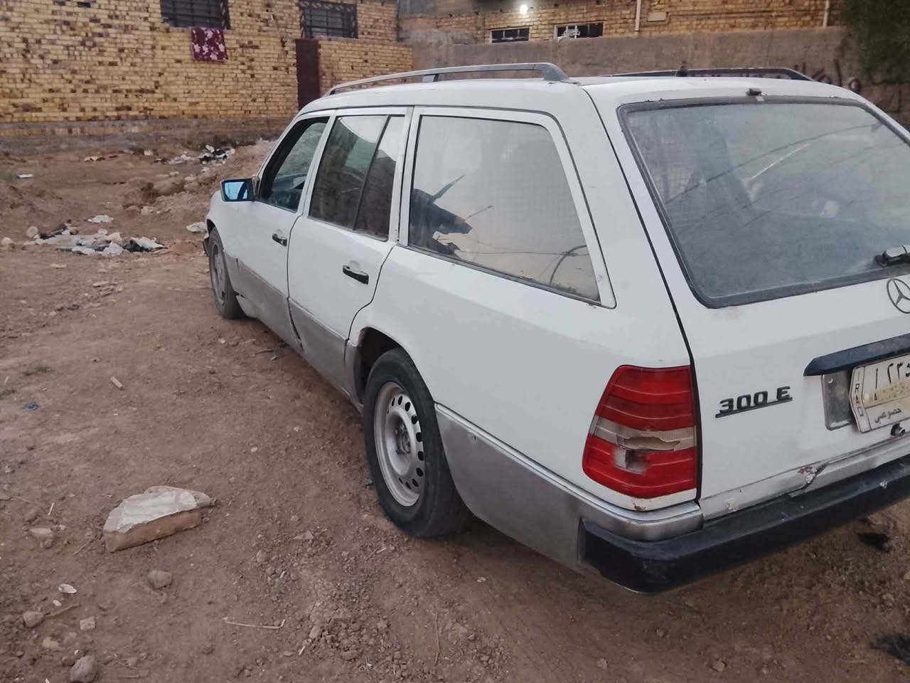 سلام عليكم مارسدس  مكينه كير بطه ٢٥٠٠ مكفولات حداديه وصط كهرباايات شغاله تخم تاير نضيف السعر٢٠ ورقه اوبيه مجال امراوس اوبيع حسب القناعه  مكاني دوانيه شاميه  ***********
