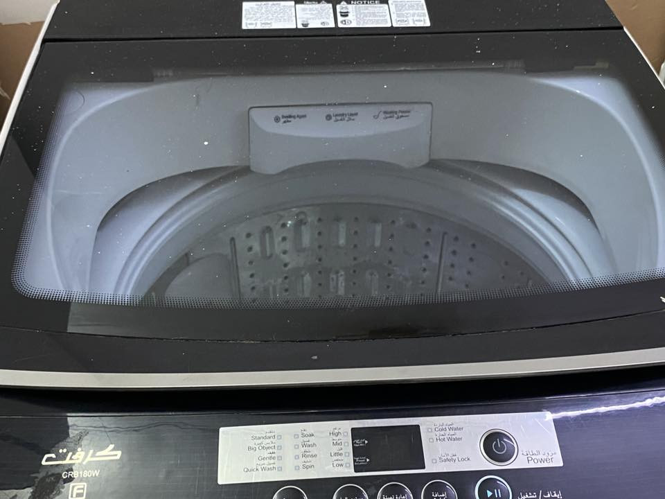 سلام عليكم 
غساله جديده ما مستعمله فقط شهر واحد نضيفه اوتوماتيكيا نظام الغساله الغسل والتجفيف كامله ما ناقصه اي شي شغاله 100/100 تفحصه وتشوفه اريده 500 وبيه مجال بسيط  مستعجل على بيعته العنوان نجف حي الانصار مقابل المستوصف الرقم *********** فقط وتساب
