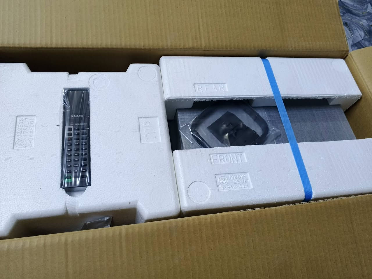 سوني موديل ٤٣٣ مايكرفون ريموت كنترول كتلوك 240w سماعات اوكس موبايل امبرفاير ايكولايزر دبل كاسيت قلاب راديو fm mw sw sw2  فووووول مواصفات كبس كارتون صنع في يابان كلهم شغال فقط مسجل قايش يحتاج تالف من ترك سعر ١٧٥ الف توصيل ٨الف


**إذا كنت صاحب هذا الإعلان وتريد حذفه لأي سبب، رجاءا أرسل رسالة إلى الدعم الفني**