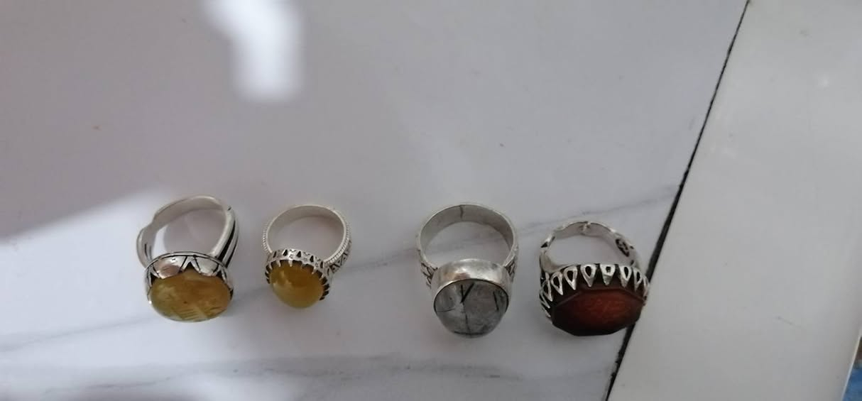 محابس للبيع شرط فضه حجر اصلي بيهن خط واحد ع ٤٠ صغير ع ٢٥ سماوا خاص رقم
***********
