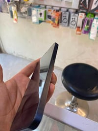 آيفون ١٢ • بلادي • ما مبدل