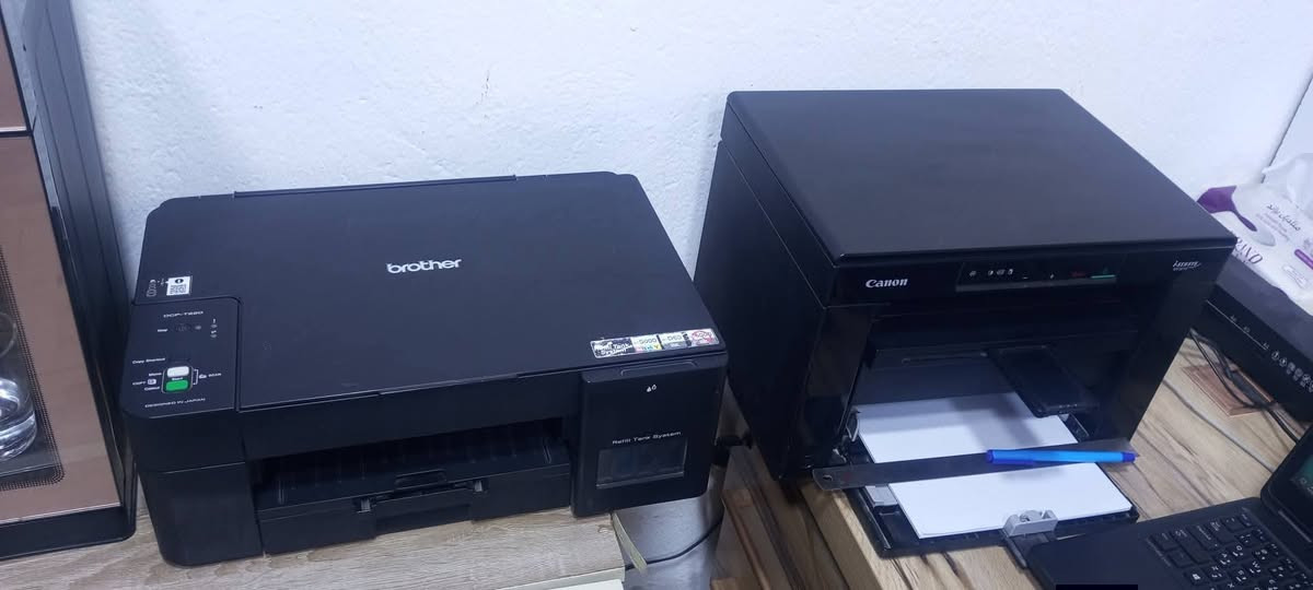 سلام عليكم 

مكتبة كاملة للبيع تاخذ كبل تفتح بسعر مناسب ((قرطاسية فترينات سبع قطع جهاز كبير استنساخ ملازم كتب hp5865 طابعة برذر T220 طابعة كانون أبيض وأسود 3010 لابتوب دل جهاز كبس حراري وميز وكرسي)) ديالى - بلدروز - شارع الجمعية بالقرب من معهد البسام نهاية شارع خجو للاستفسار الاتصال_***********
