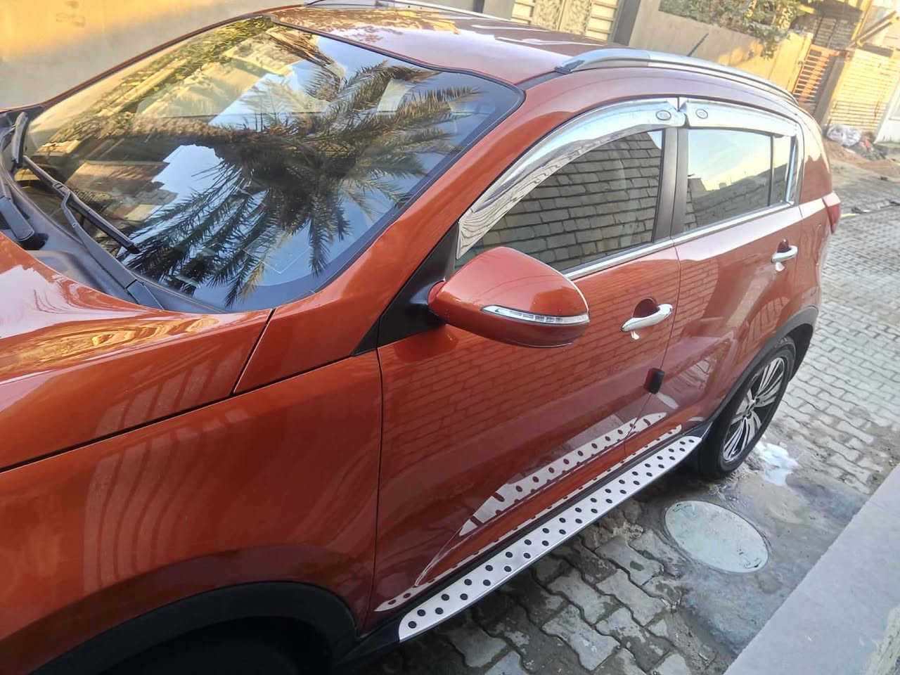 سلام عليكم كيا سبورتج للبيع موديل 15 خليجي كفاله عامه من كلشي كير مكينه خير من الله تبريد تدفئ كله شغال تخم تاير جواها صدر امامي خلفي جديد كله سياره حلوه ونضيفه مال بيت السعر 148 وبيها مجال بسيط للاستفسار ‭0782 717 1231‬ مكان السياره بغداد المحموديه
