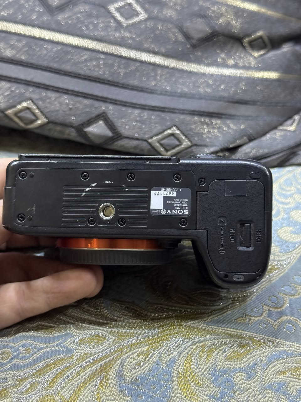 كامرة سوني 3 شترها 12 الف و500 وصورها كدامك بدي فقط وبطارية بدون ملحقات رايدها بمليون و 150
 للتواصل ***********
