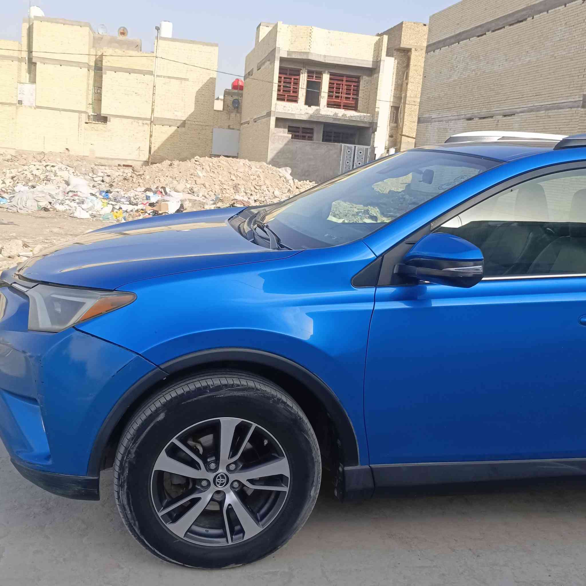 السلام عليكم 
راف فور موديل 2017 بسمي  حادثها جاملغ وبنيد0بدون  دواخل السعر 165وبيها مجال 
مكاني بغداد الشعله 
***********
***********
