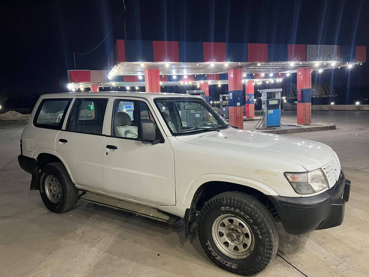 أني مكلف بالنشر خابر صاحبه
نیسان پاترۆل
٢٠٠١ ناو بۆر
رەقەم دهۆک 
دەرگای نەتەقیوە 
شانسی نەتەقیوە 
بەتانەی نەتەقیوە
٤ تایەی لۆک تازە بۆی بەسراوە
سیستەمی غازی بۆ دانراوە
غازو بەنزینە
گێڕ و مەکینە و ئەکسلی بەشەرت
ناوی زۆر جوانە
بێ مەسرەفە سەیارەکە 
4 پارچەی بۆیاخە بێ ناوگرتن
بەس پەمپە هیچ دەعمی نیە بەشەرت
موشتەری پەیوەندی بکە
0771 475 2129
