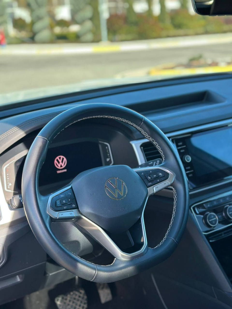 ڤۆڵگس واگن اتڵس 2023  SE فول
٥٠ هەزار رۆشتووە
٦ بستۆن
٣ ريز کوشن
کوشن هيتەر
تەنها بۆنيت بۆياخە
بئ ناوگرتن بئ ارباگ

سـعـر : لە کۆمێنت داوابکە ڕاستەوخۆ بۆت دێت 📥 

گێر و مەکیەنەی بەشەرت 
هیچ کێشەیەکی تێدا نییە 

ژمارەی خاوەنەکەی 
***********
