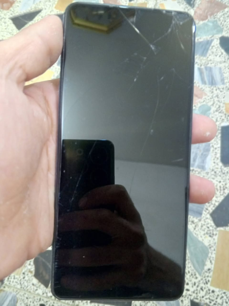 سلام عليكم جهاز انفنكس هوت 40 pro ذاكره 256 رام 8+8 جهاز شغال فقط الشاشه مكسوره والكاميرات واكفه الباقي شغال جهاز سلس وحلو والفطور ما ماثره على اللمس للبيع مكاني بغداد العبيدي رقمي *********** متواجد واتساب واتصال
