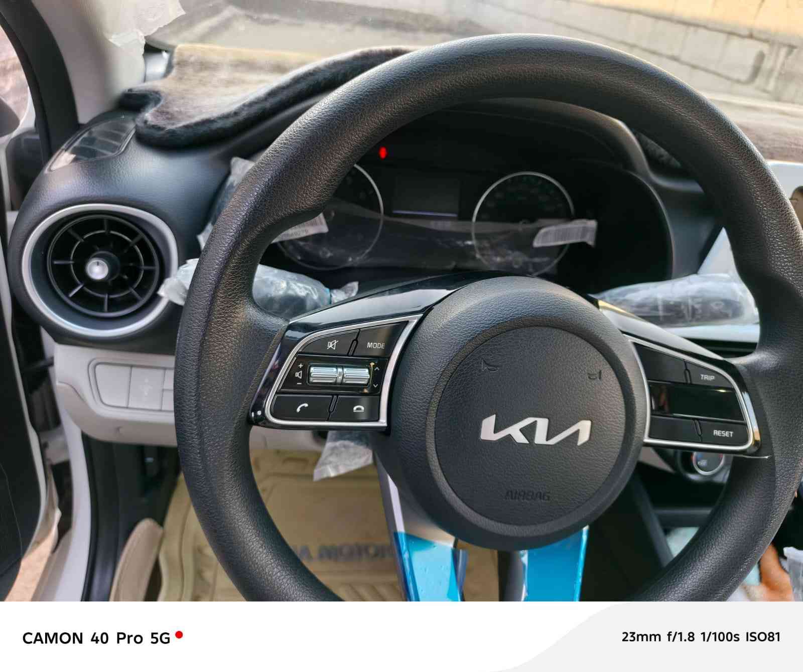 السلام عليكم ورحمة الله وبركاته رمضان كريم سيراتو ٠24 محرك 2000 رقم بغداد ماشية 60 كفالة عامه شرط     مكلف بالنشر *********** اتصل دلل مكاني سماوه
