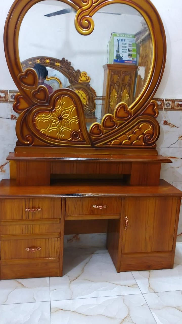 غرفه نوم ست بيبان نظافه ٨٠ بالميه حلوه مرتبه مكلف بالنشر السعر ٦٠٠وبيها مجال الاتصال على الرقم *********** عمارة, ميسان
