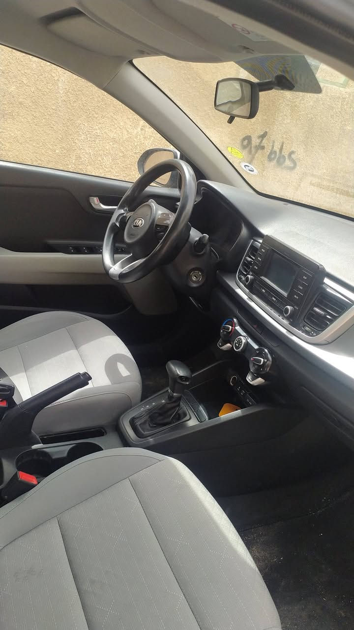 سلام عليكم سياره ريو 2019 خليجي  للبيع رقم وهزه جديد مداور ثاني يوم بيه صبغ اثر جراد السعر 98 لاستفسار اتصال على رقم ***********
مكانه النجف
