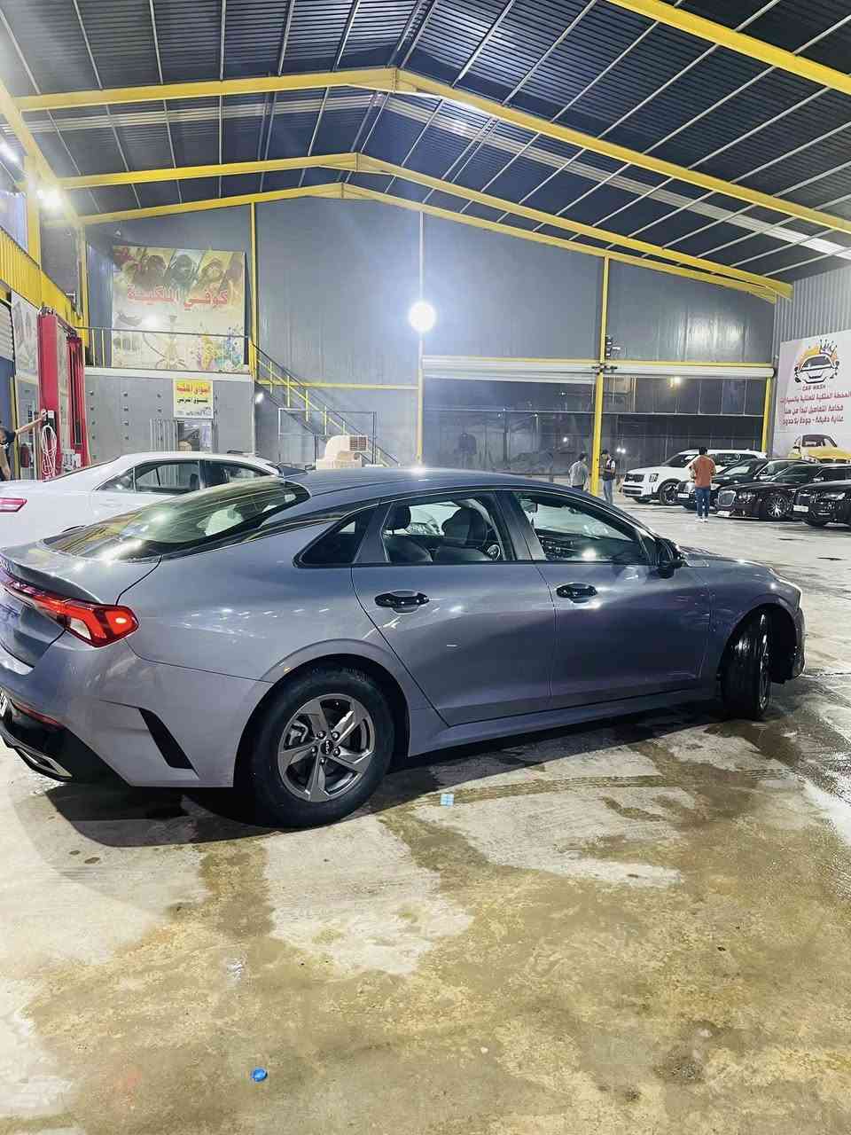 KiA k5 2023
مواصفات LX
محرك 1600تيربو
كير ATM
اربع انظمة قيادة sport/Normal/smart/custom

نقاط عمياء
رادار 360
قيادة الية
تحديد مسار
كورس مثبت سرعة
اوتو هولد
سايد بريك كهربائي
مانع انزلاق
وارد امريكي ضرره تبديل بنيد فقط
رقمه بابل باسمي
سعره 178بيه مجال
  ***********
