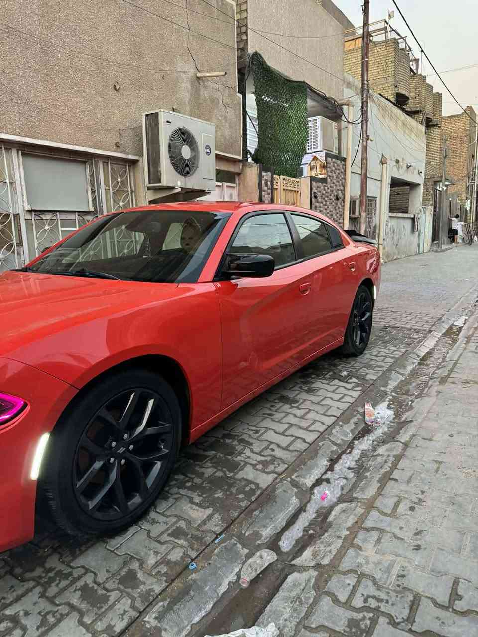 جارجر SXT لون مميز برتقالي 🍊 موديل 2018 كلين داخله
الجاملغ بل عراق بدلته نفس ألون وباب السايق  صبغ اثر شخط بدون ايرباك ولا دواخل ولا شاصي ولا لغد اكرر شخط فقط …

سياره فول ماعده الفتحه كشن جلد كهرباء تدفاا تبريد بصمت أبواب حساس بل مري وحساس خلفي تو ويل المرغوب  مكينه كير شرط الفحص صدر حداديه كله جديده الويل البيهه مال جيتي حجم 20 ويا تخم تاير جديد 
الاضافات الي عليها كزوز بورلا ريمونت سعره 500$
لد اوركانك متغير على المبايل بي برنامج 200 لون ب250 الف 
لايت زنون عالي ناصي اصلي ب200 الف 
مري باتمان 
اضافه جنح سبايدر 
سكوبات مثلثات 
دفيوزر SRT مع حلوك ازرك وبعد هواي امور 
السياره كلش جديده اي نقص مابيها ولا كلوب مشعول بلدشبول ماشيه 73 الف مشيها كلش قليل بلنسبه لموديلها 
عنوان بغداد حي القاهره 

***********
