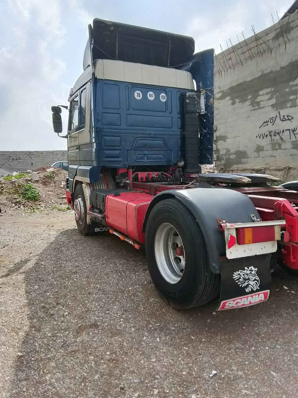 للبيع اسكانية 13 سيارة نضيف مكفولة جاهزة لشغل ***********
