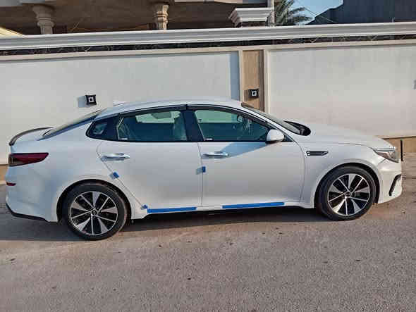 سلا عليكم لبيع كيا اوبتما 2019 وارد أمريكي سياره نضيفه كلش ماشيه 98الف مواصفات FE رادار أمامي خلفي تحديد مسار قياده ذاتيه مانع نصدام رادار جانبي حاكيه محرك 2400 سياره نضيفه كلج حادثه سونار بل صوره وشخوط مبينه بل صوره رقمه انبار سنويه جديده رقم جديد حره وسعر عد لتصال ***********) رقم لتصال ولي يد وتساب على هاذ رقم ***********
