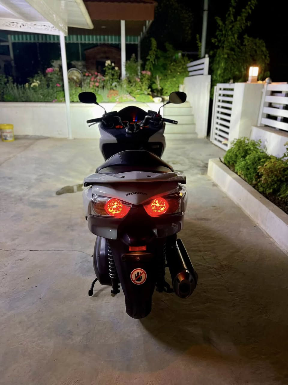 Forza ( S7 ) 010 بۆ فرۆشتن هەموو گیانی بەشەرت دەعم و لێدراوی نیە ماڵی دۆستە زۆر بێ مەسروفە هیچ نوقسانی نیە هەموو مۆدەکانی ئیشاکات پێش و دوا ئەیبیئێسە
نرخ: 17$ 
شوێن: سلێمانی
ژمارە: ***********
