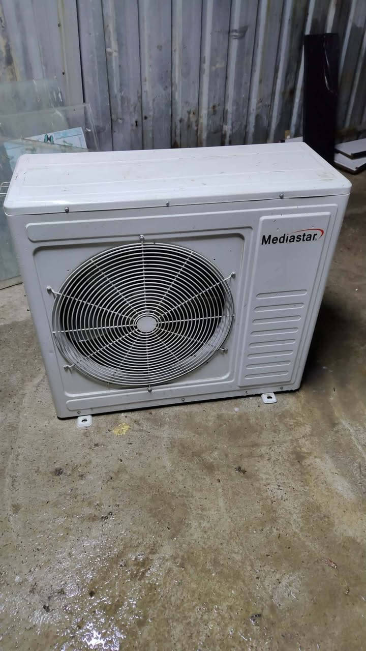 ميديا ستار جهاز جديد 3 طن مستخدم موسم واحد فقط 600 الف مكانو الموصل الشراي يتصل ***********
