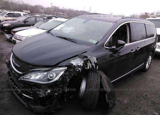 السلام عليكم باسفيكا 2017 سياره مفلوله للاخير بدون فتحه بيه تبديل قطع بلادي وبيه صبغ ابيع حزام ماشيه 130 
 نواقصه دبلات امامي + شريط ستيرن + جراد جاملغ السكن 
السعر 150$ وبيه مجال مكان السياره بغداد  شارع فلسيطن
 +964 771 431 2603
