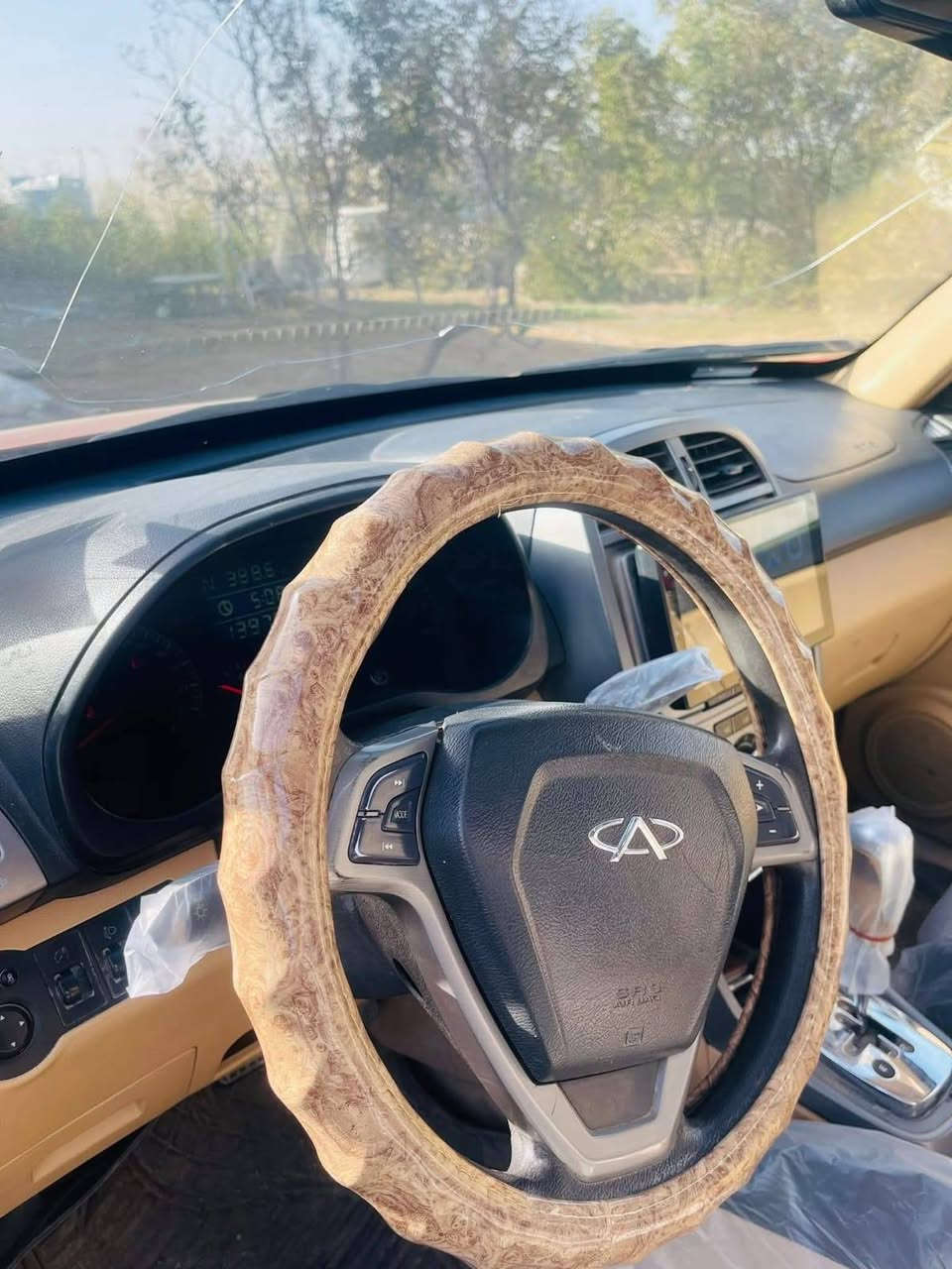 من رخصه الادمن المحترم 

السلام عليكم اخواني 

للبيع  او مراوس سياره تيگو 2013  السعر خاص 

لون ماروني 

گير كهربائي 

رقم جديد انگليزي 

هزه جديده

السياره نضيفه بمعنى الكلمه مال جناي 

تخم تاير جديد 

السياره مسويلها ادامه كامله تخم بلكات تخم انجكترات تخم دسكات فيتبم جديد  السياره جاهزه من كلشي 

نجي للنواقص الي بيها 

 1-  السياره بيها ضربه بالجملغ الخلفي 
2- السياره بيها عته بالنمره الاوله والثانيه اخذتها للمصلح گال لو الكلج لو الجويتر لو الجوزه مال گير 
3- ينراد الها بطاين مال جنطه 

للاستفسار اكثر الاتصال على الرقم التالي  

***********

 او المراسله على الخاص 

السياره للبيع او مراوس حسب القناعه 

رجاءآ الي مو شراي لا يراسل ولا يتعبني
