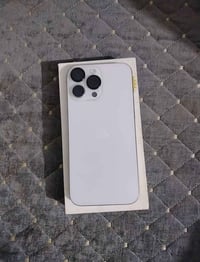 ايفون 16 برو ماكس • ٢٥٦ • بطارية ١٠٠