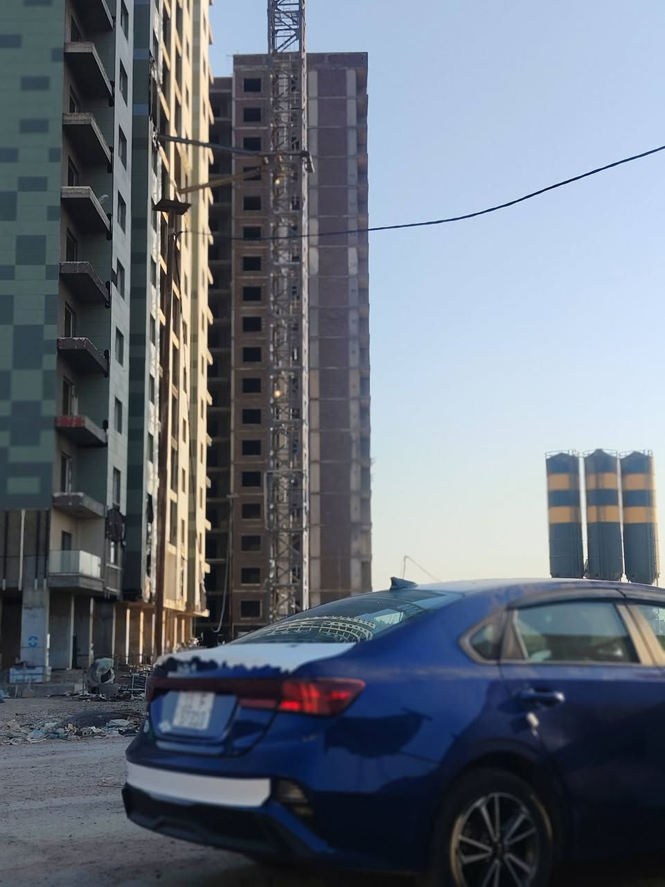 السلام عليكم كيا فورتي 
موديل ٢٠٢٤ السياره موصفاته معروفه
حادثه بأمريكا  مبدله جاملغ وبنيد  نفس اللون تبديل 
وربع باب صبغ  وتبديل فخذه من البيونات نفس اللون الفخذه وسياره خير من الله 
مكينه 2
رقمه بغداد إنكليزي تحويل ثاني يوم 
السعر ١٣٤ وبيه مجال 
ماشيه 26 ميل السياره  
اناره محيطيه 
مكان بغداد تقاطع درويش  
*********** فقط واتساب متواجد
