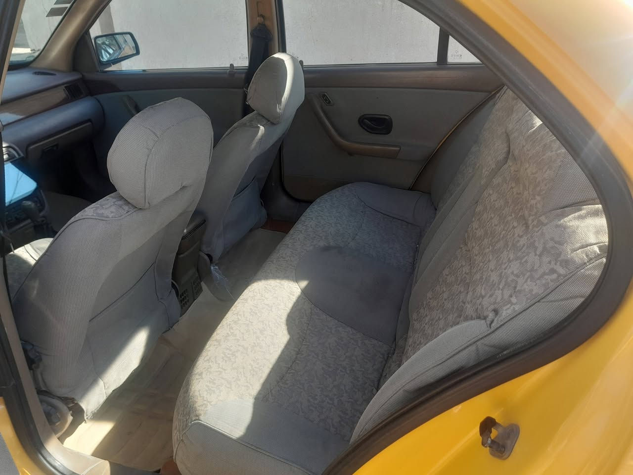 السلام عليكم سمند ٢٠١٠ للبيع مكفوله من الضربه والتبديل بيهه صبغ اثر جراد كير مكينه صدر طخم تاير تبريد كفاله رقم بغداد بسمي انكليزي العنوان بغداد البلديات *********** السعر ٥٠
