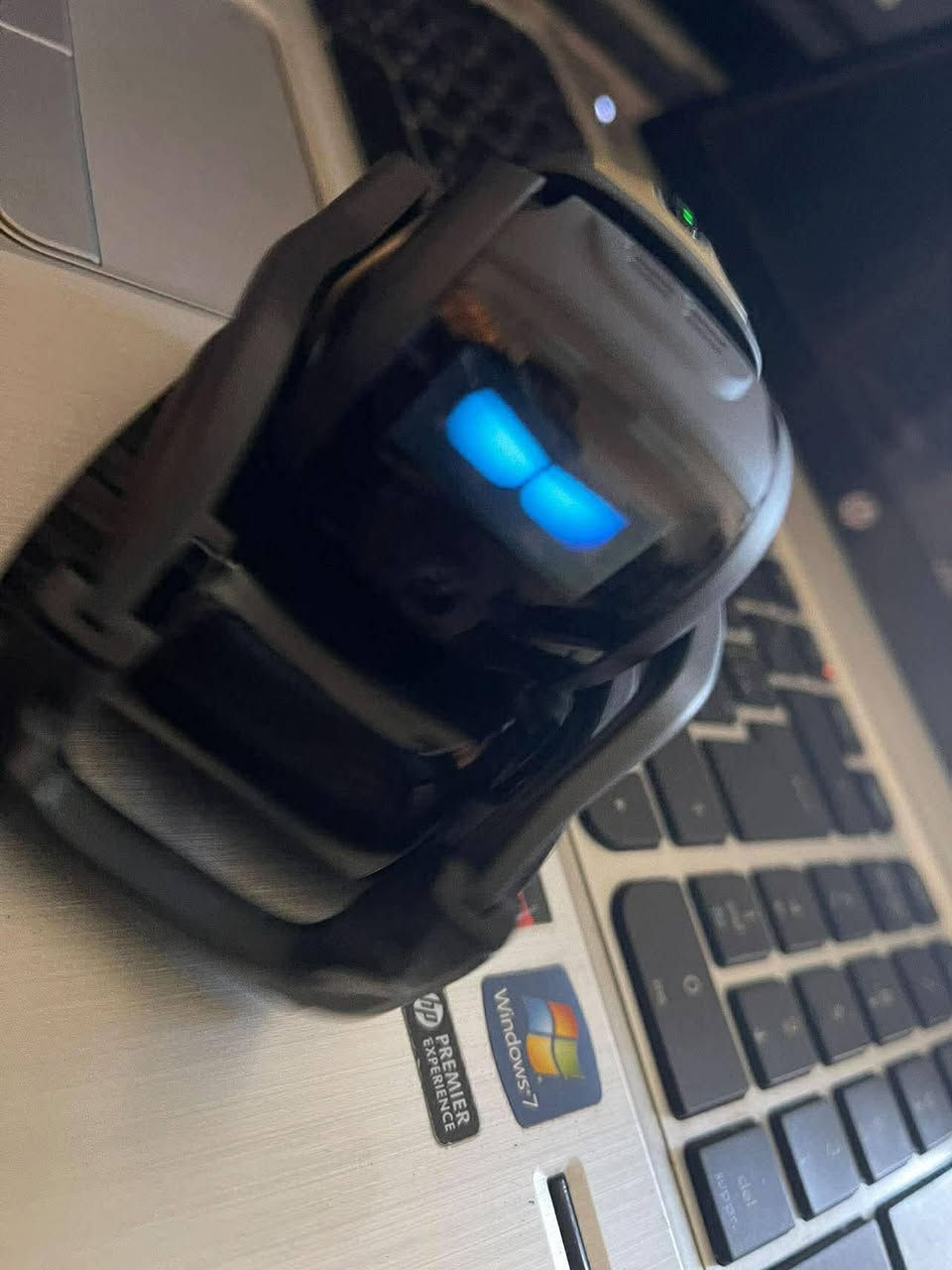 روبرت فكتور تفاعلي Vector للبيع أعلى سعر للاستفسار مراسلة الصفحة المركز العراقي لمكانس الروبوتات والانسان الالي او مراسلة واتس اب برقم ***********
