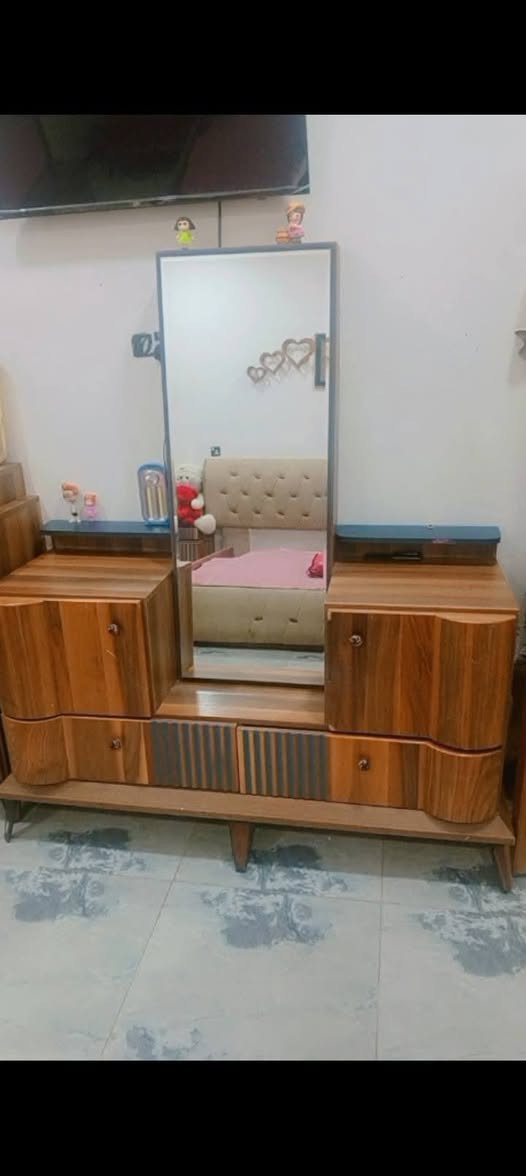 غرفة تركية مستخدنة شهر واحد نضيفة كلششش السعر800وبيهة مجال


**إذا كنت صاحب هذا الإعلان وتريد حذفه لأي سبب، رجاءا أرسل رسالة إلى الدعم الفني**