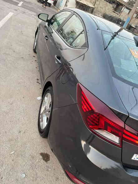 سلام عليكم لنتره 2020رقم سليمانيه الدولي سياره نضيفه جديده معنا لكلمه صدر تخم تاير تبريد جاهزه للخير..حادث موضح بل صوره السياره مصروفلهه هواي مكاني الكاظميه السعر 119وبيها مجال حك الجيه 
***********
