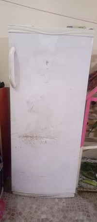 ثلاجة • شغالة