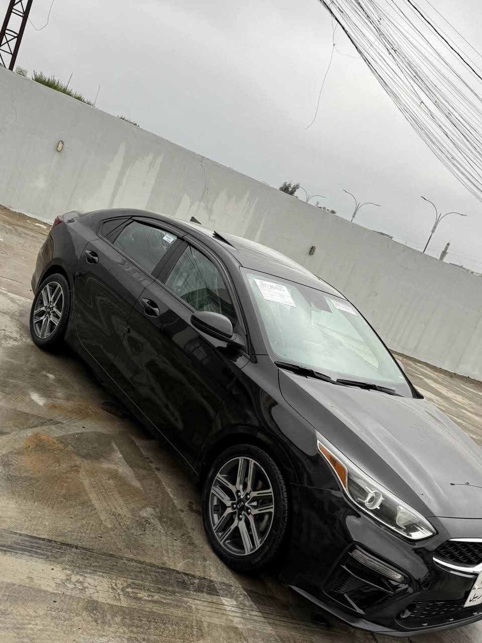 فورتي ٢٠١٩ كير At المرغوب بيها قطعتين خلفية  فول عدا بصمة كابون ورقي بيها سنوية لغاية ٢٧ السعر ١٣٥ بيها مجال سيارة عليها ادامة كلها جديدة عنوان حي الاخاء ***********
