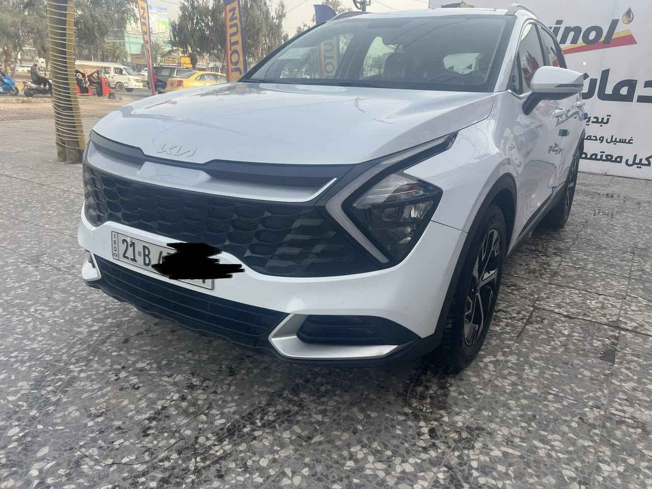 السلام عليكم سبورتج ٢٠٢٤ خليجي مواصفات السيارة بصمة شفتات بالستيرن وشاشة وكاميرا ومري شفط ونقط عمياء قطعتين تبريد سايد بريك بصمة كشنات جلد السيارة مكفولةمن الضربة والصبغ وفقط بارد بسيط في الباب والسونار موضح مع الصور ماشية ٣٣حقيقي سيارة بااسمي تحويل ثاني يوم سنوية وهزة جديد رقم سليمانيه لسعر ٢١٠للاستفسار الرقم ***********
